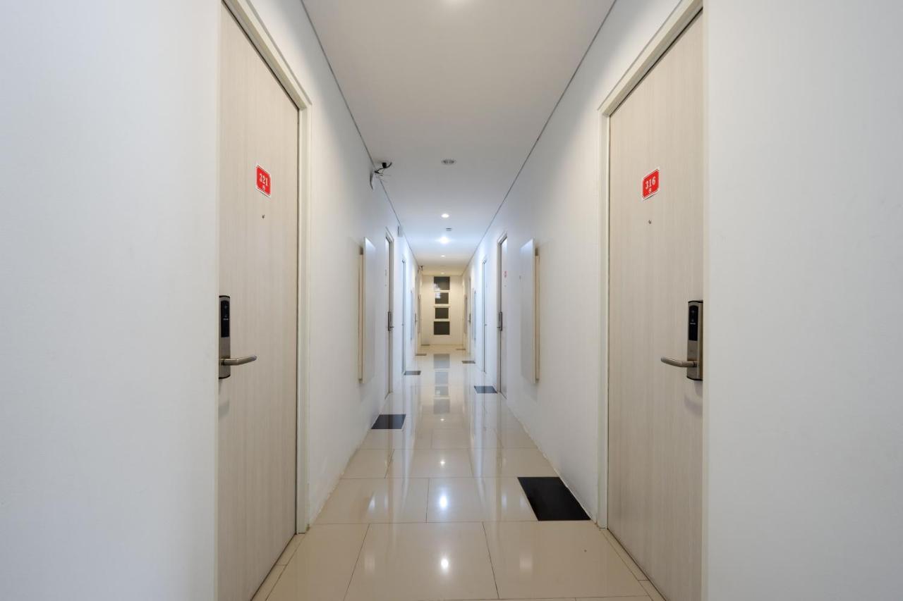 Reddoorz Plus Near Ciputra Mall Simpang Lima Semarang Exterior photo
